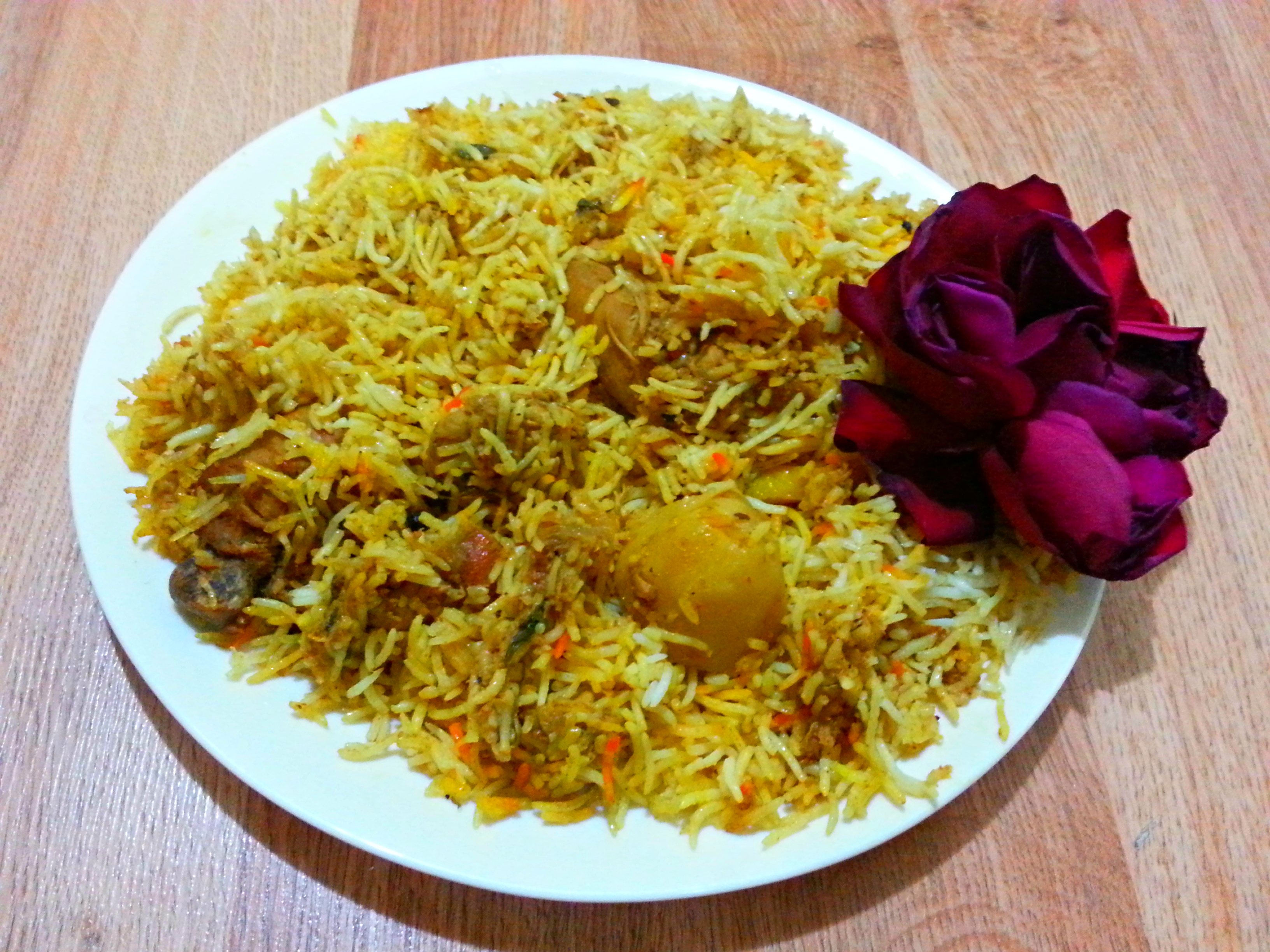 Hyderabadi Chicken Aloo Biryani