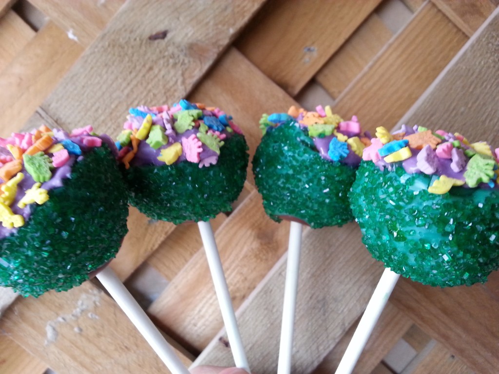 dinosaur cake pops