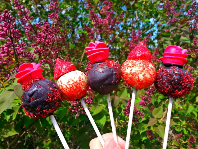 Black and White Cake Pops