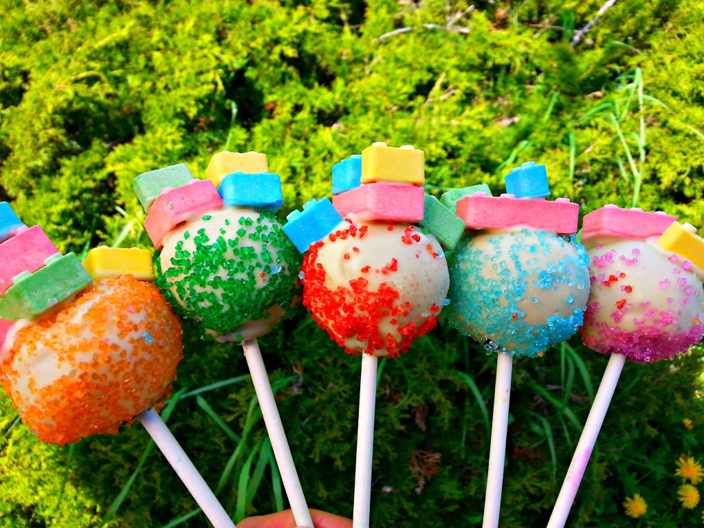 lego cake pops