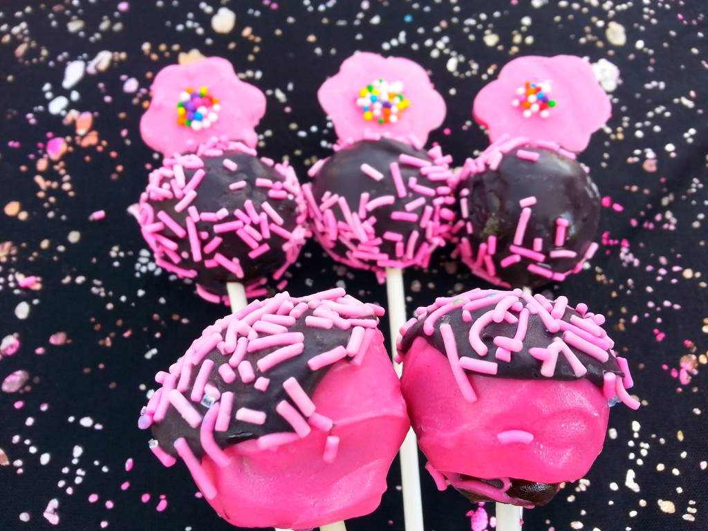 Black Pink Cake Pops