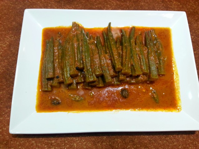 Khatti Bhindi ka Salan- Okra Curry
