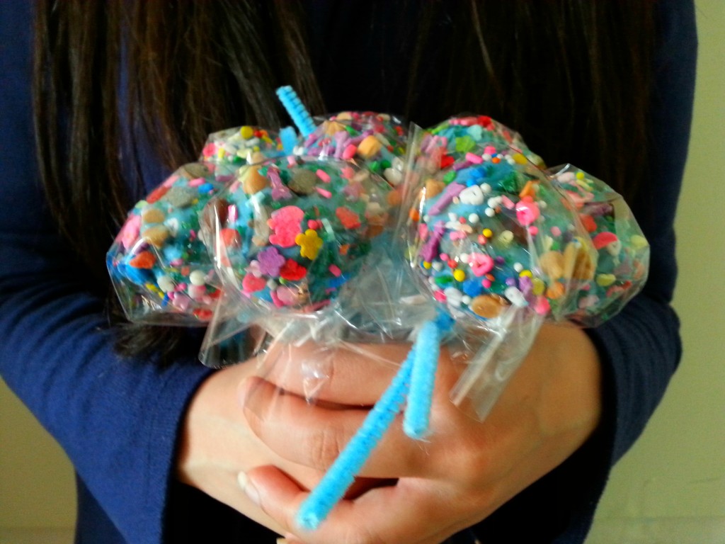 light blue decorative with sprinkles cakepops