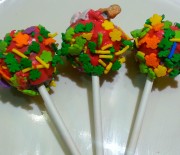 Red Cakepops with Sprinkles