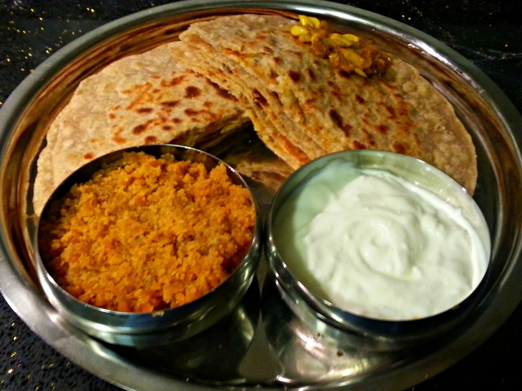 Aloo Paratha Recipe (How to make Aloo Paratha) Punjabi aloo paratha