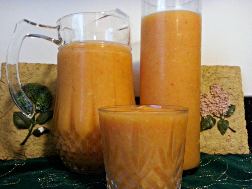 Yellow Smoothie (Pineapple and Cantaloupe)