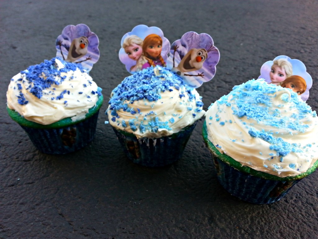 Disney Frozen Blue Cupcakes